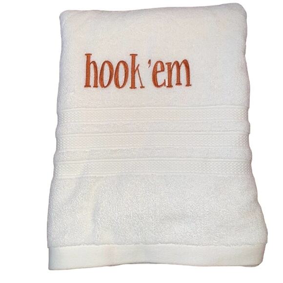 NWT White Charisma Embroidered University of Texas "Hook 'Em" Resort Towels - Picture 1 of 6